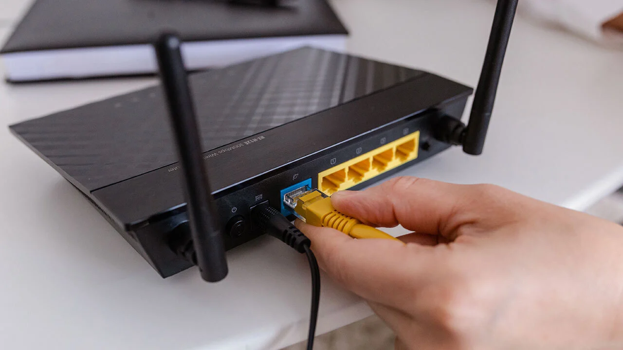 Checking internet LAN wire plugged into Internet Router